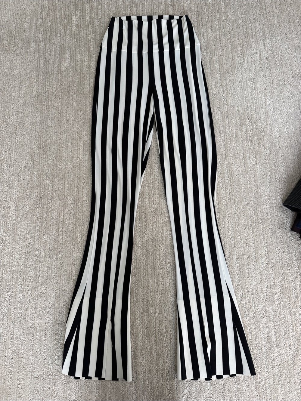 Norma Kamali Spat Legging
